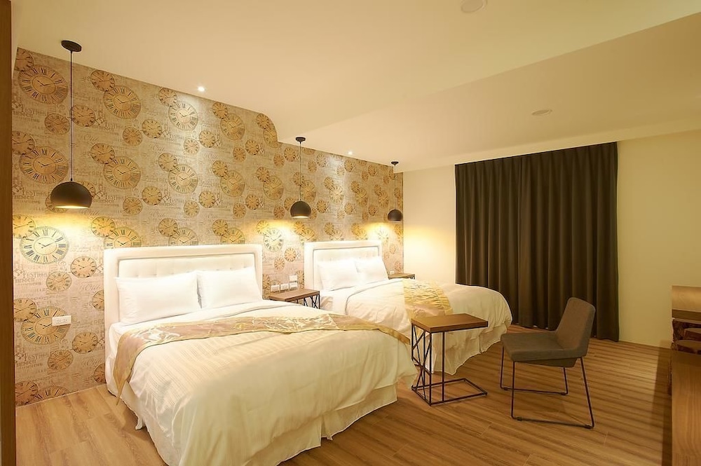 Comfort Quadruple Room, 2 Double Beds, Balcony photo 2