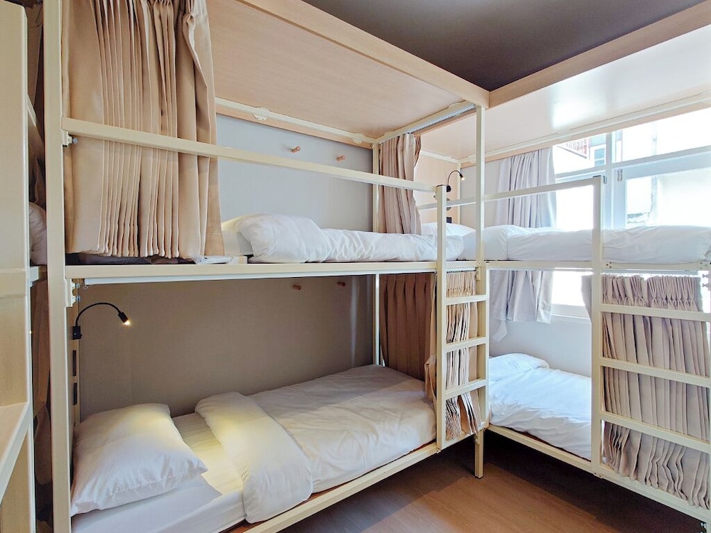 Comfort Shared Dormitory, Women only, City View photo 1