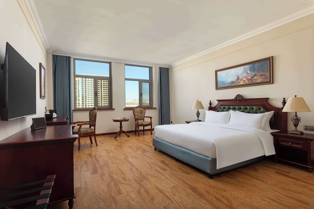 Deluxe Room, 1 King Bed, Non Smoking photo 1