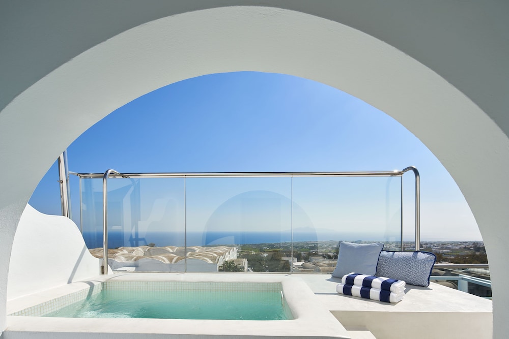 Suite, Hot Tub, Ocean View - Photo 8