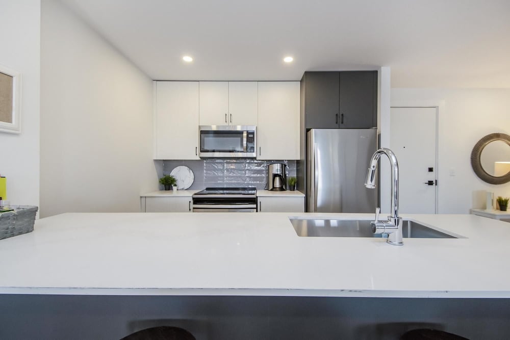 Luxurious 3 Bedroom Brand NEW Town House, 사진 44