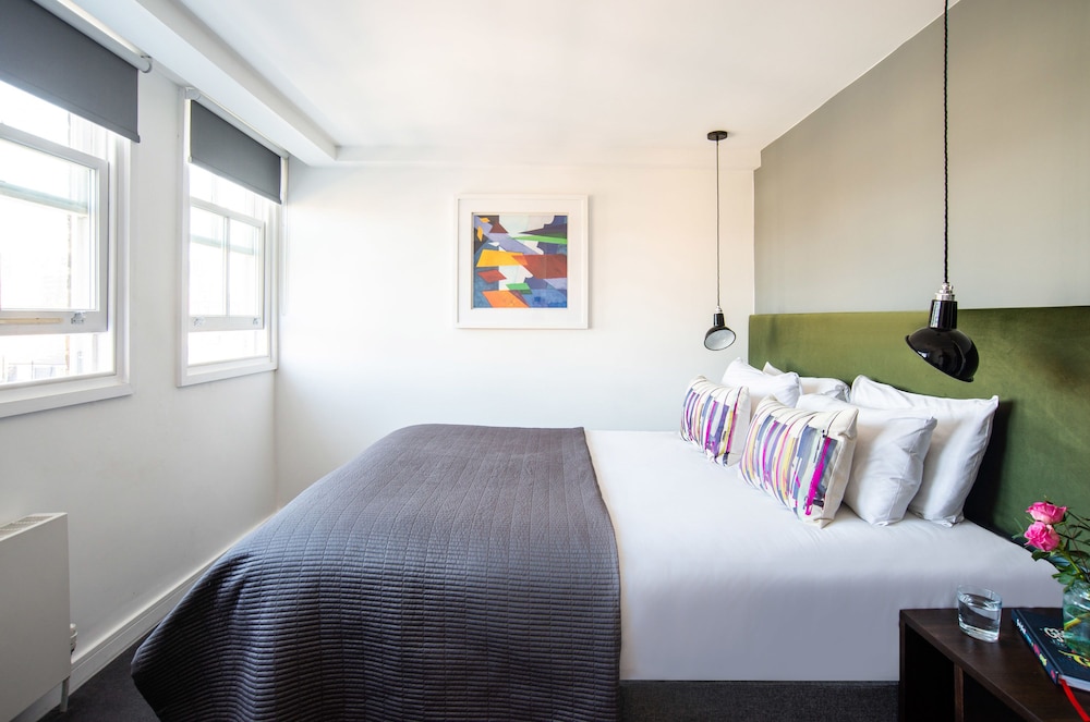 Premium Two Bedroom Apartment photo 3