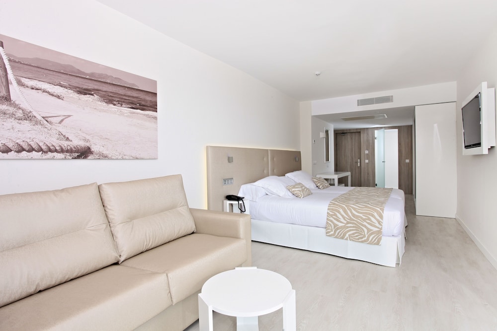 Double Room Single Use, Sea View photo 3