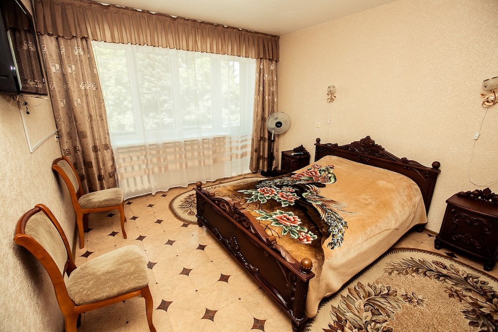 Family Room photo 1