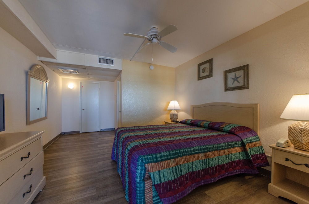 Suite, 1 Bedroom, Oceanfront photo 1