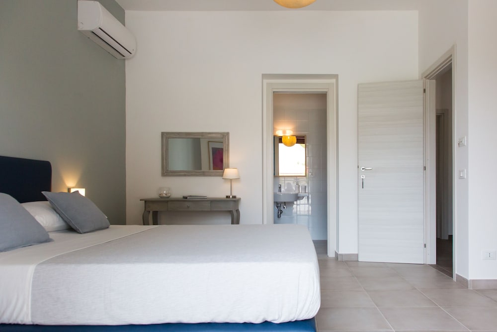 Camera Deluxe con letto matrimoniale o 2 letti singoli, 1 letto queen con divano letto