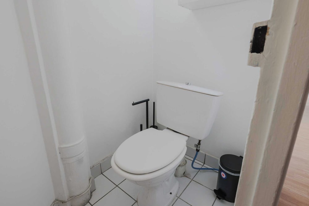 Apartment photo 2