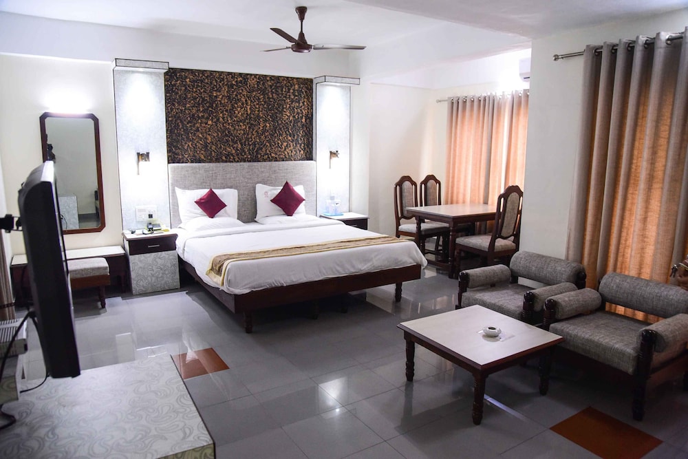 Suite room photo 2