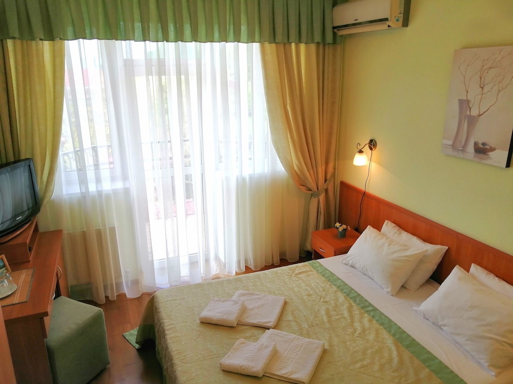 Standard Double Room, 1 Queen Bed photo 1