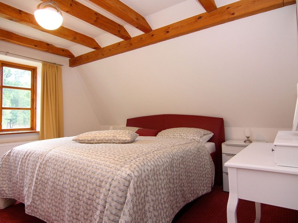 Deluxe House, 4 Bedrooms photo 1