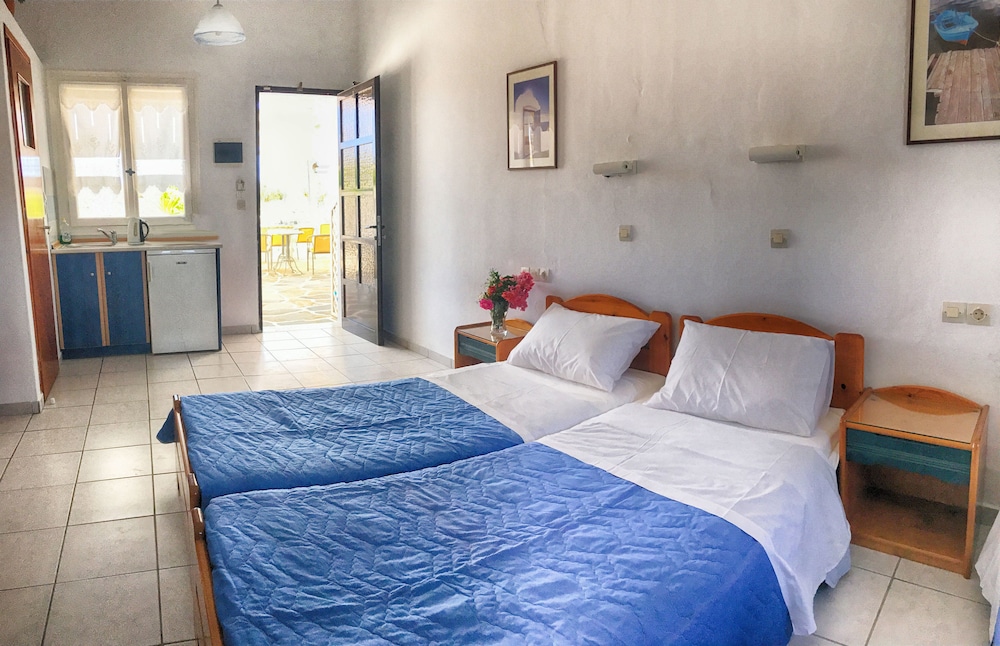Habitación Triple Estándar, 1 Dormitorio, Vista al Jardín
