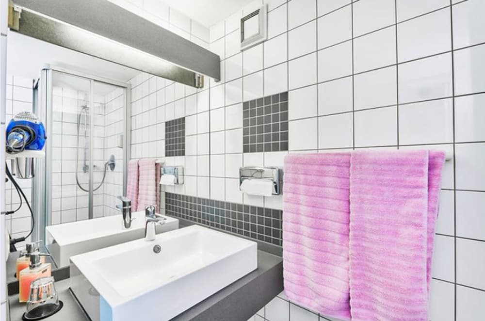 Business Double Room Single Use photo 1
