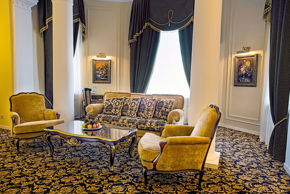 Presidential Suite