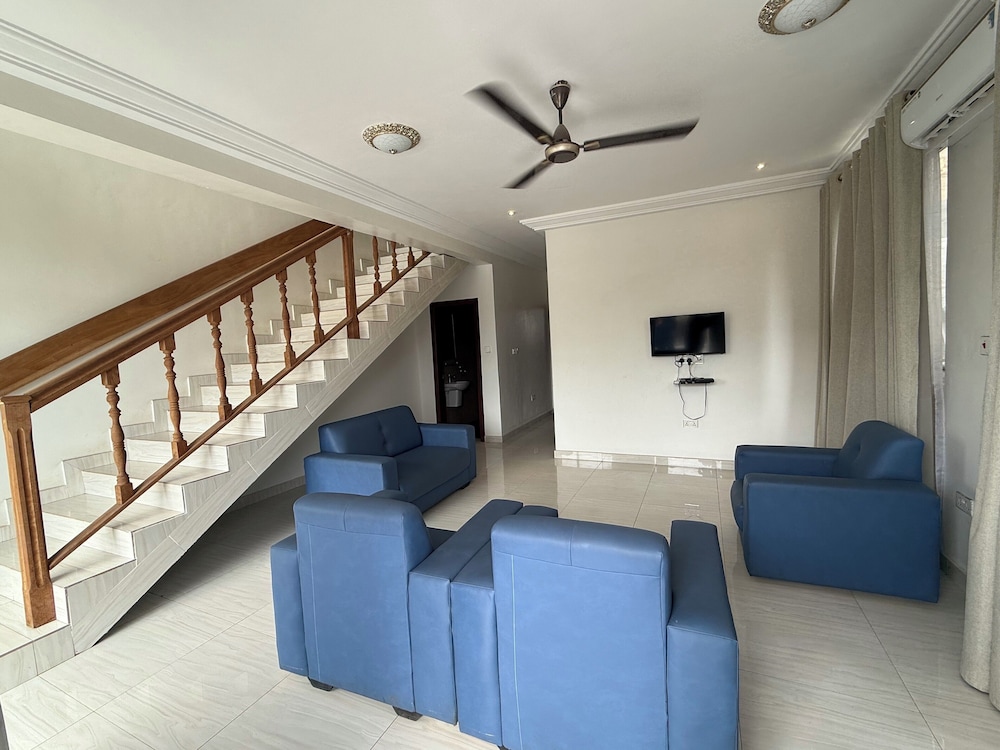 Villa, 5 Bedrooms, Private Pool, Garden View photo 2