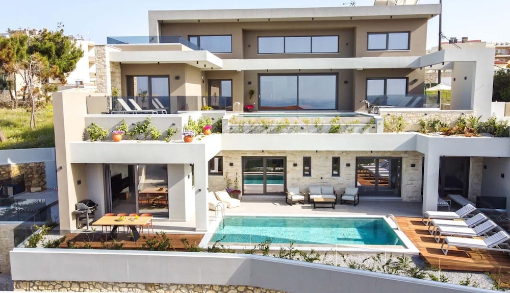 Villa Luna I 100m to Sea Free Heated Pool, Foto 31