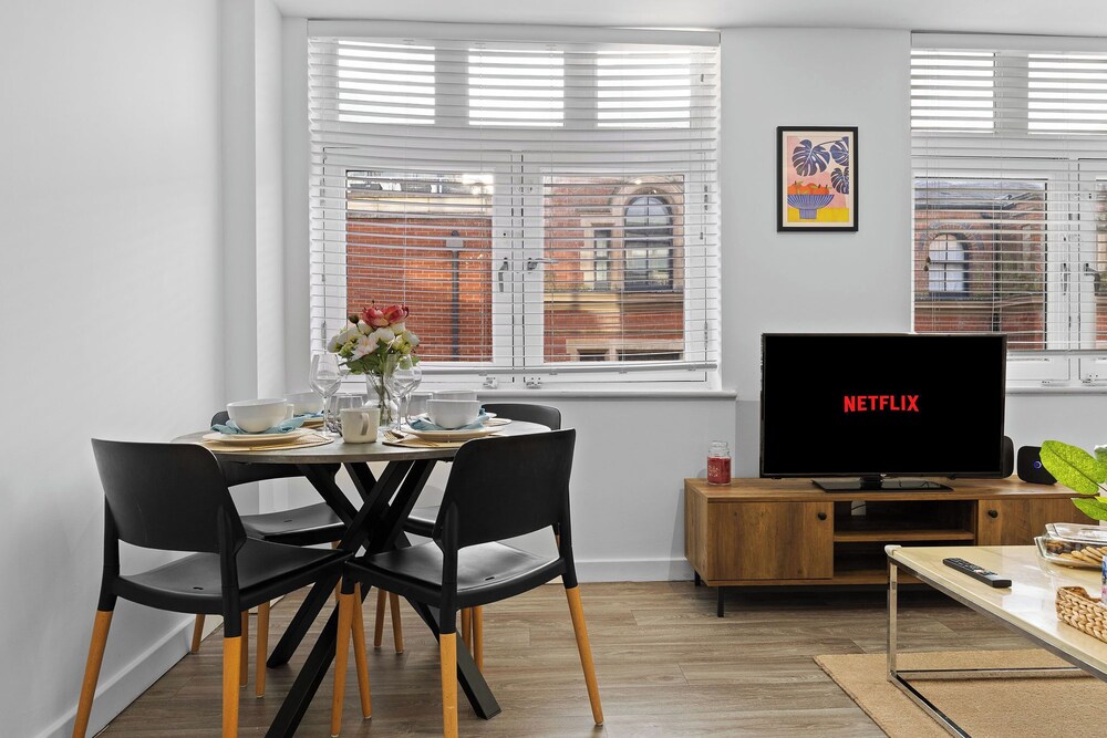 Super Stylish 2bed 2bath Apartment in Nottingham City - Free Parking, Zdjęcie 16