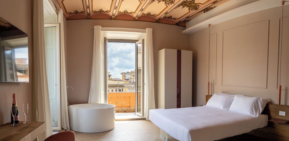 Luxury Double Room, Balcony, City View