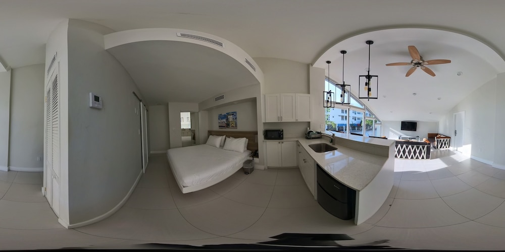Signature Suite photo 2