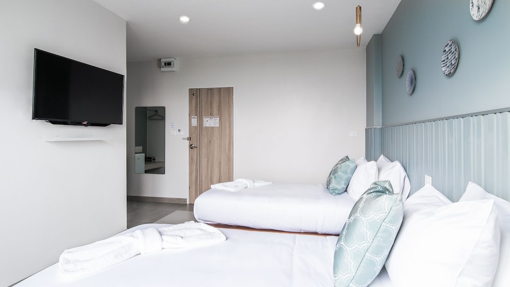 Classic Twin Room - Photo 5