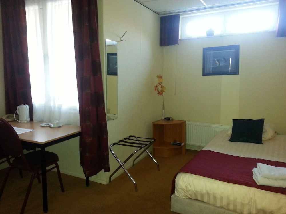 Single Room photo 1