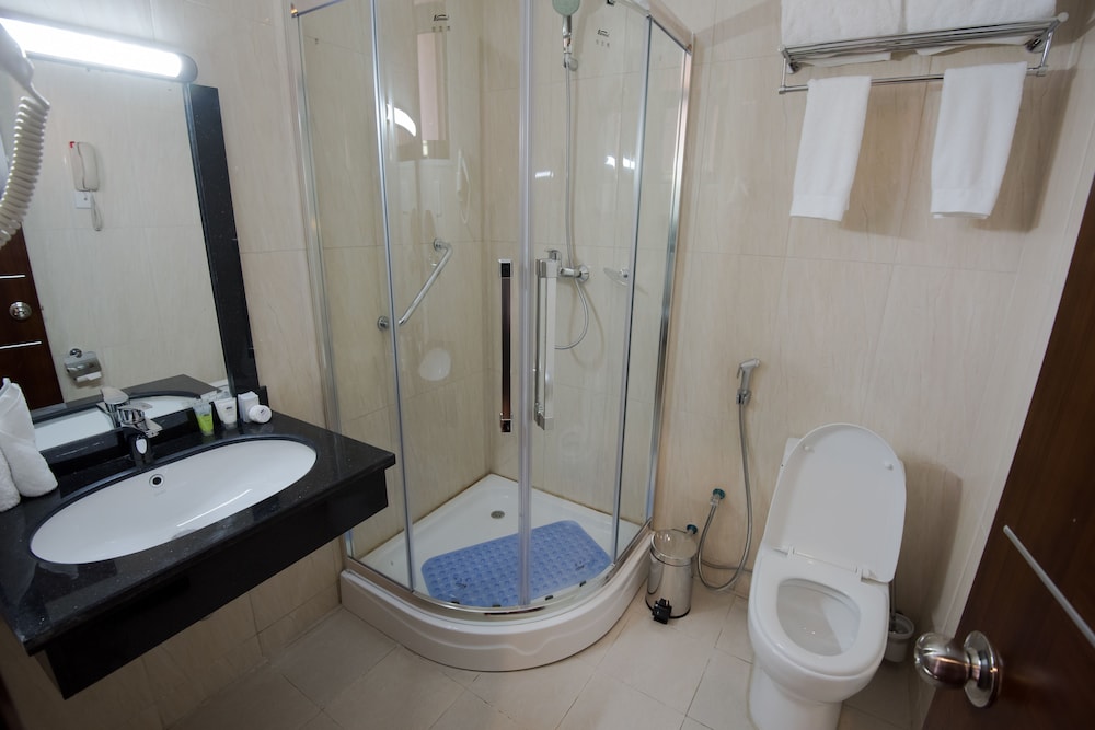 Junior Deluxe Room - Photo 2