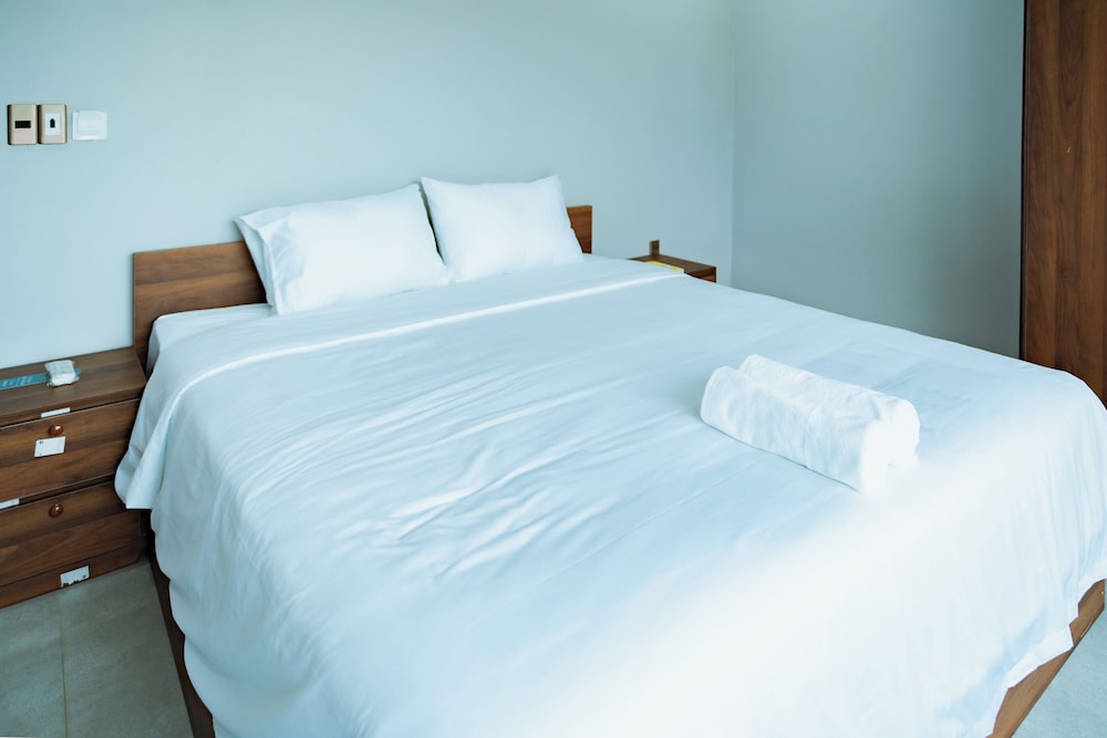Deluxe King Room photo 2