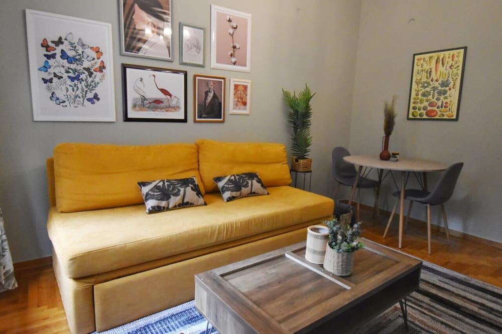 Design Apartment (Separate Apartment  50m from the hotel) photo 3