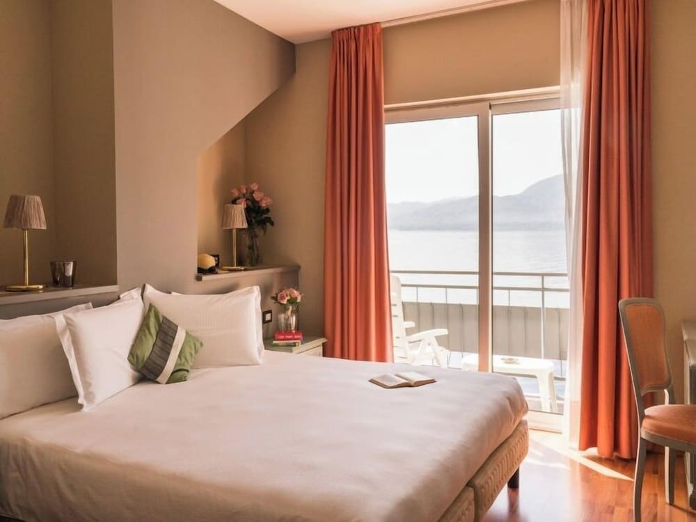 Superior Double Room, Lake View photo 3