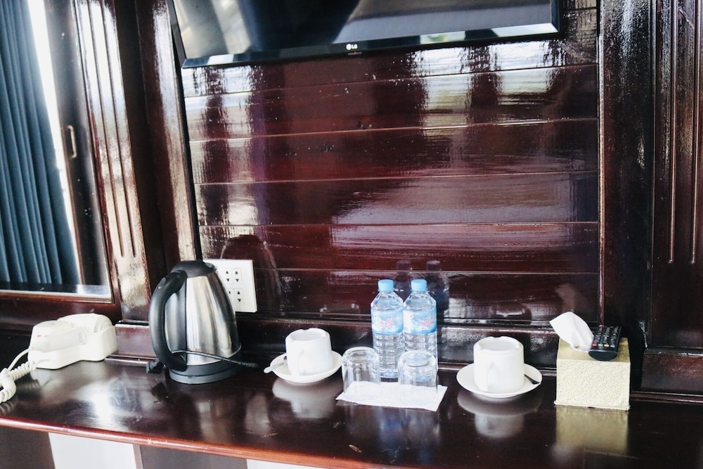 Deluxe Double With Balcony - Photo 13