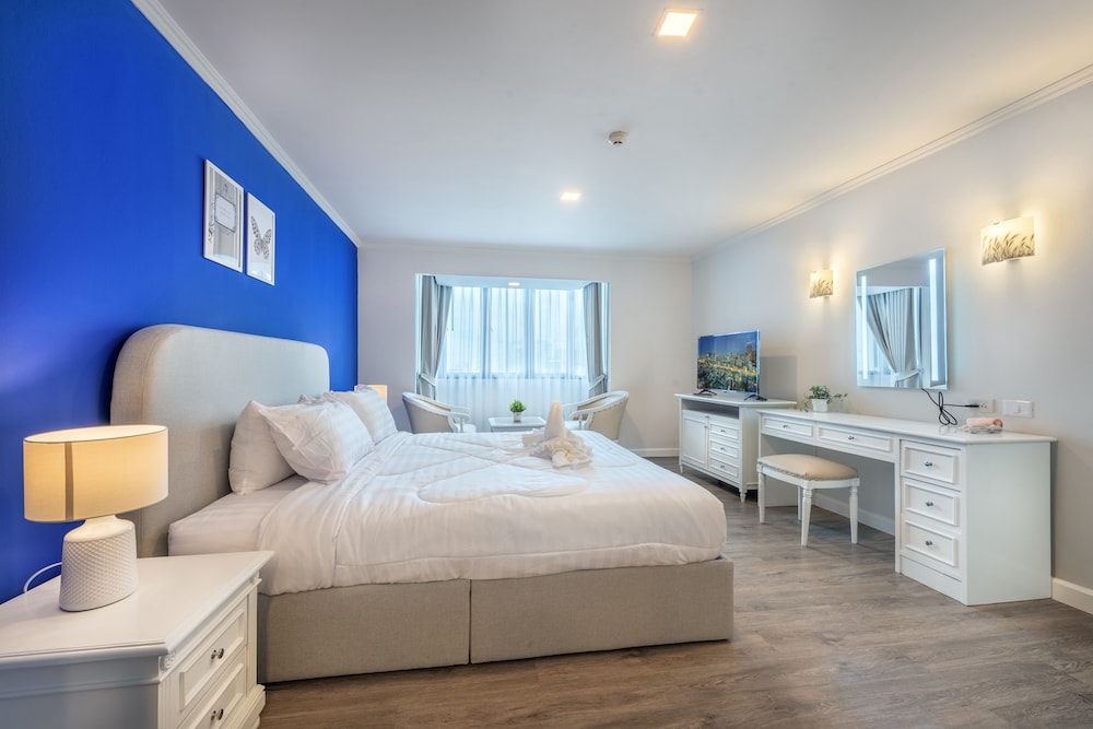 Deluxe Apartment, City View photo 1