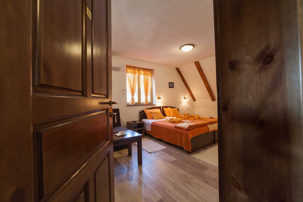 Deluxe Double Room, Mountain View photo 1