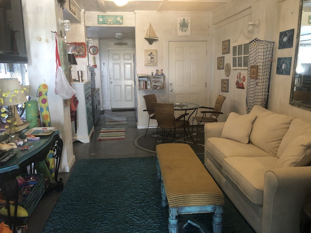 Townhome, 3 Bedrooms photo 3