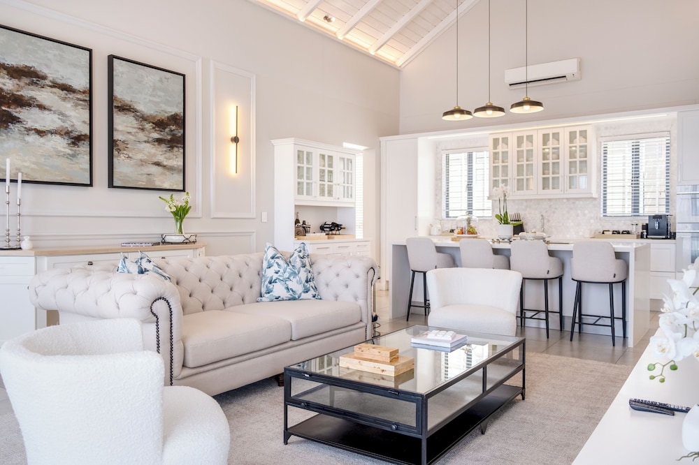 Luxury Apartment
