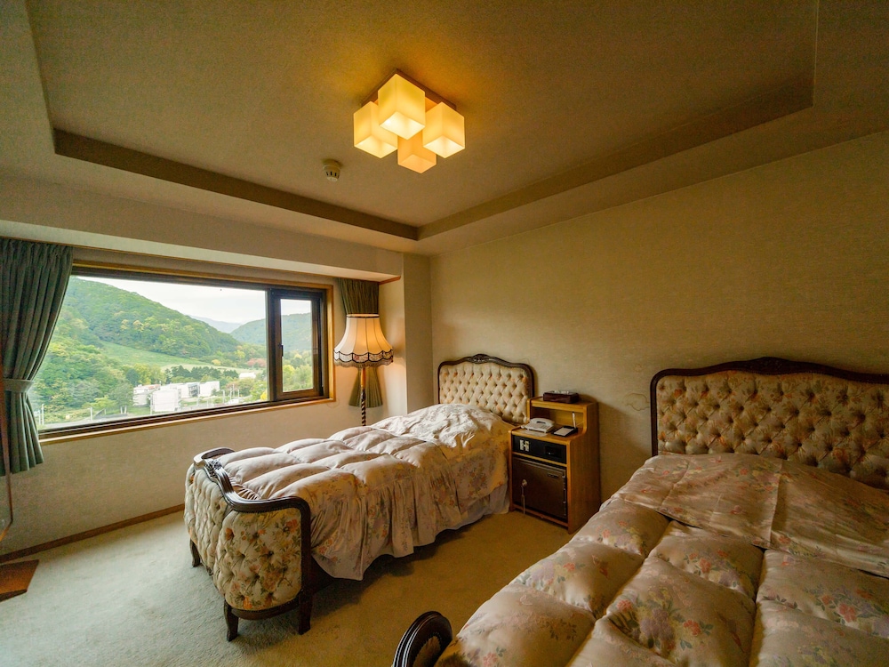 Royal Room Type A Non-Smoking photo 2