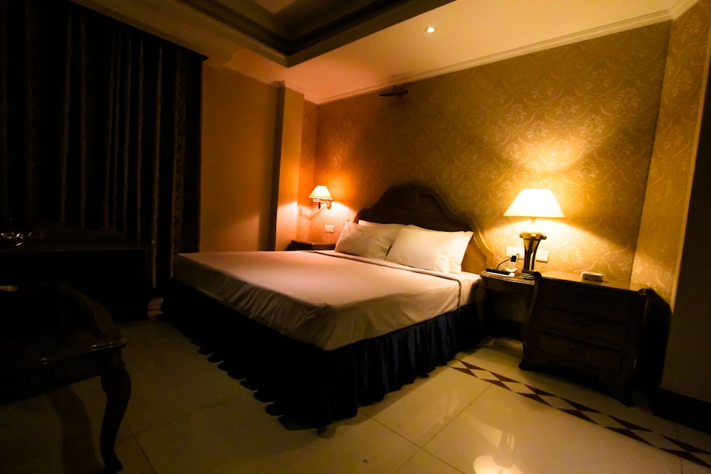 Deluxe Room, 1 Queen Bed
