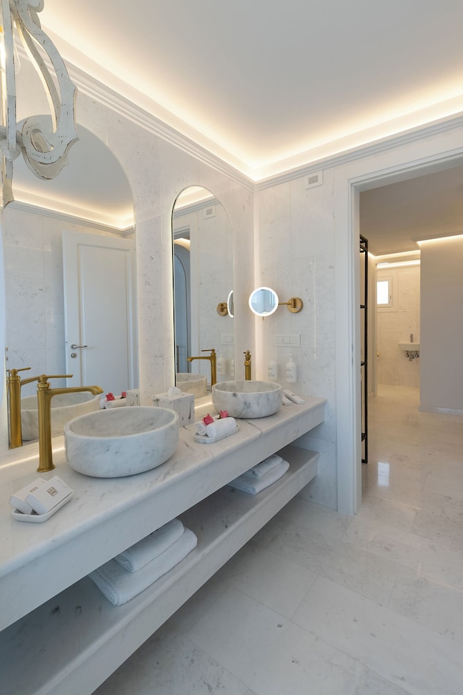 Delos Two Bedroom Villa with Private Pool & Sea View - Photo 26