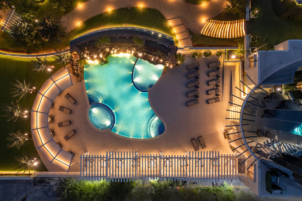 Sky Suite - Photo 4