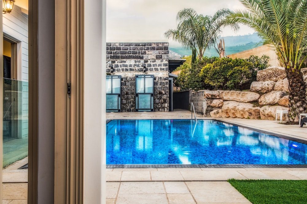 Luxury Cabin, 1 King Bed, Pool View photo 2