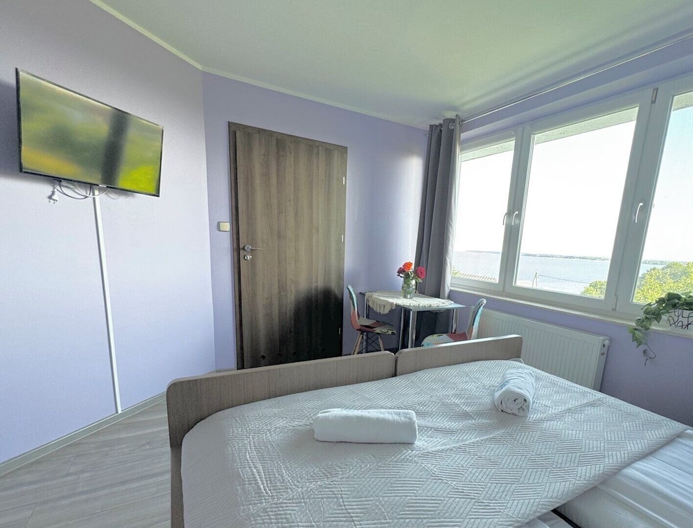 Basic Double Room, Private Bathroom photo 2