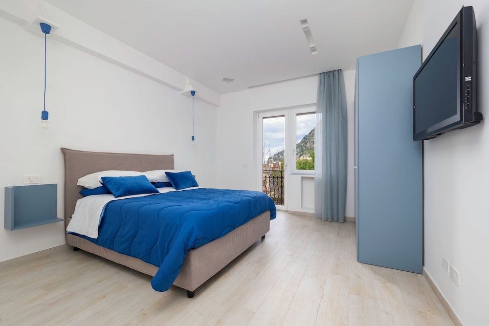 Design Apartment, Balcony, City View