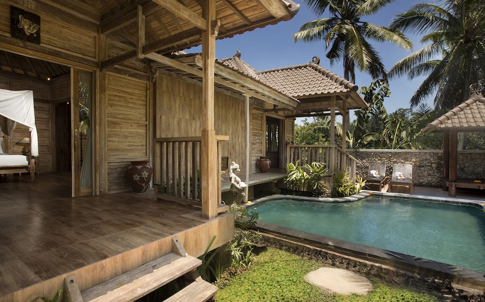 Superior Suite, 2 Bedrooms, Private Pool, Garden View photo 3