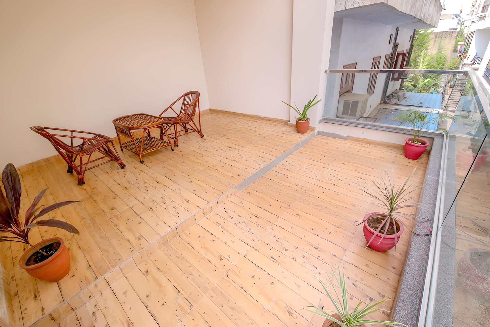 Deluxe Room with Balcony. - Photo 3