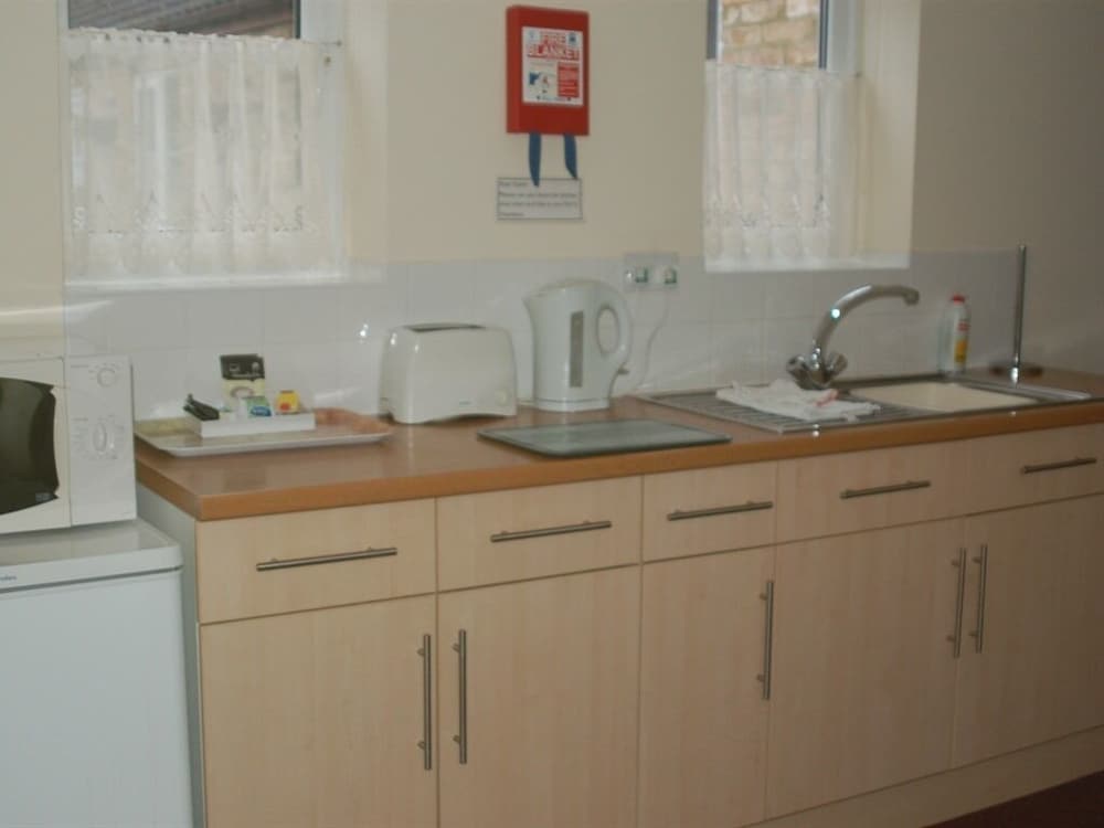 Twin Room, Ensuite photo 2