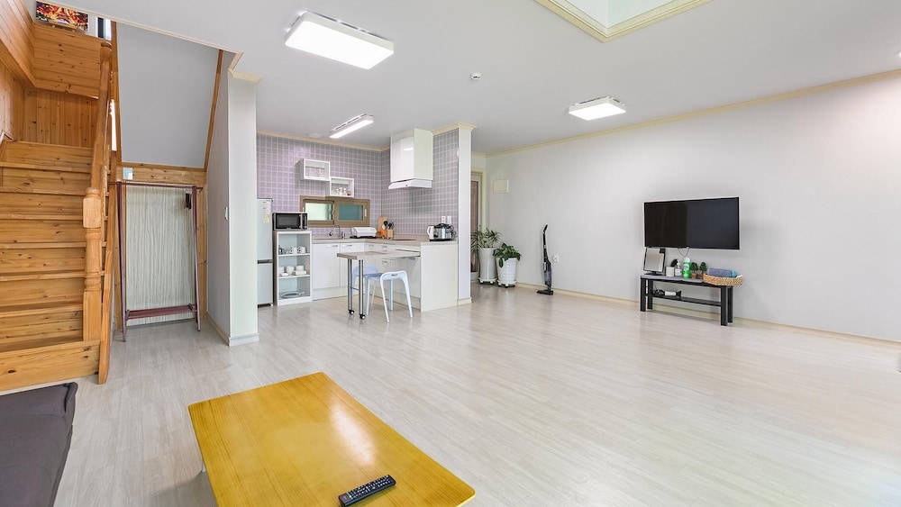 Basic Room, 1 Bedroom (101(OceanView,Spa)) - Photo 7