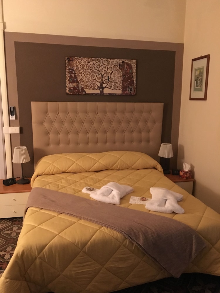 Triple Room - Photo 2