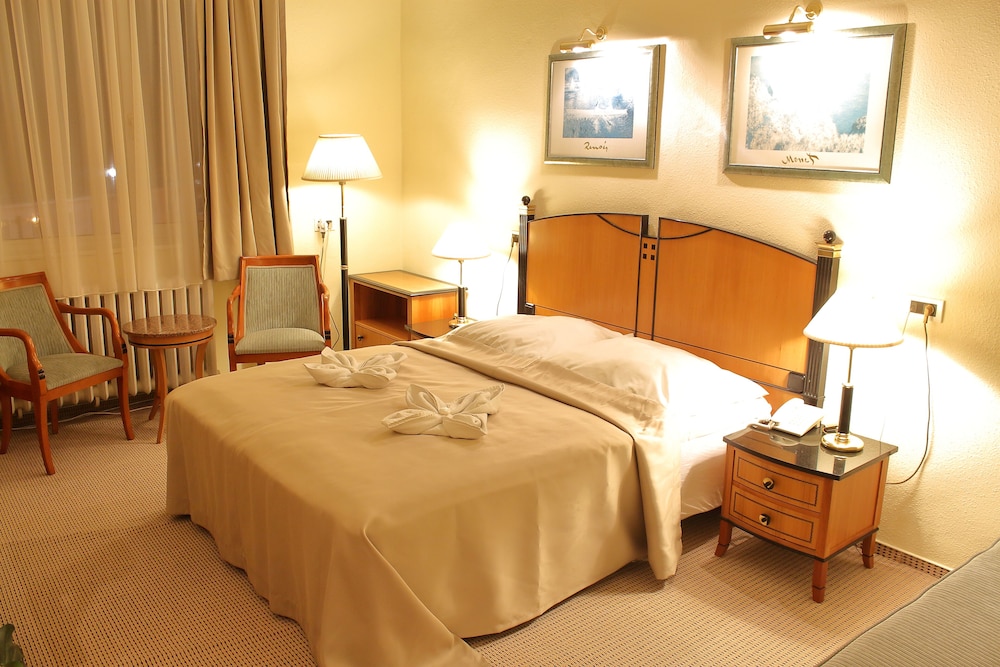 Basic Double Room, City View