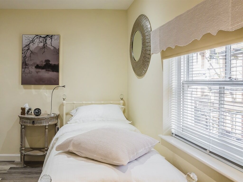 Deluxe Single Room, Ensuite photo 2