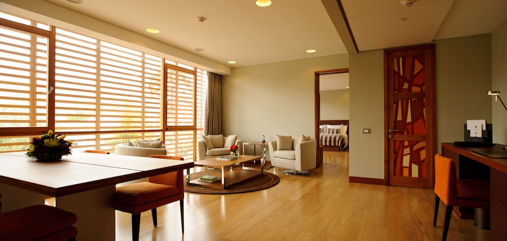 NOI Suite King Room - Photo 3