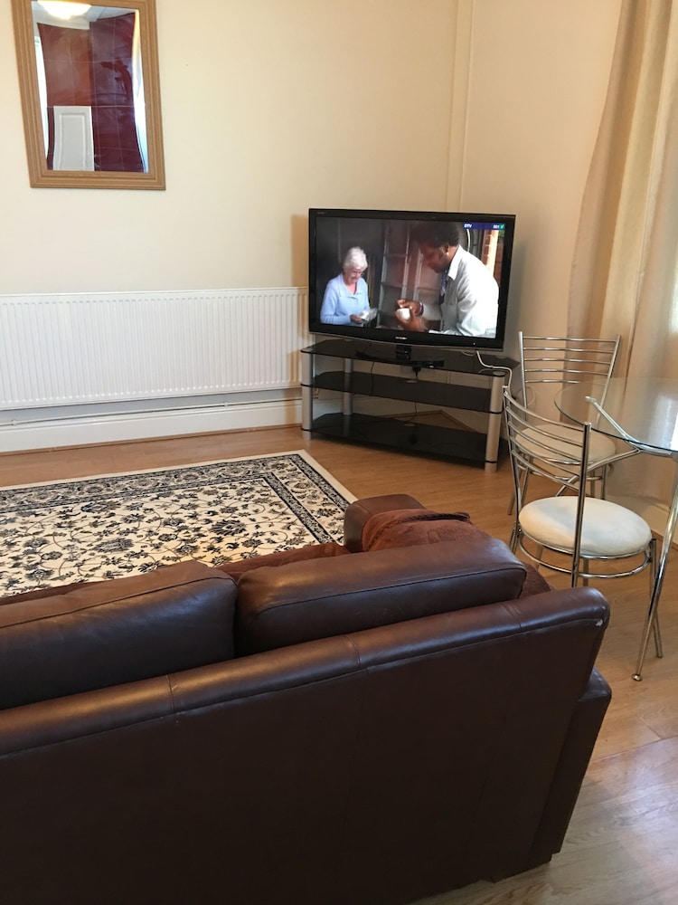 Economy Apartment, 2 Bedrooms, Kitchen, Courtyard Area photo 1