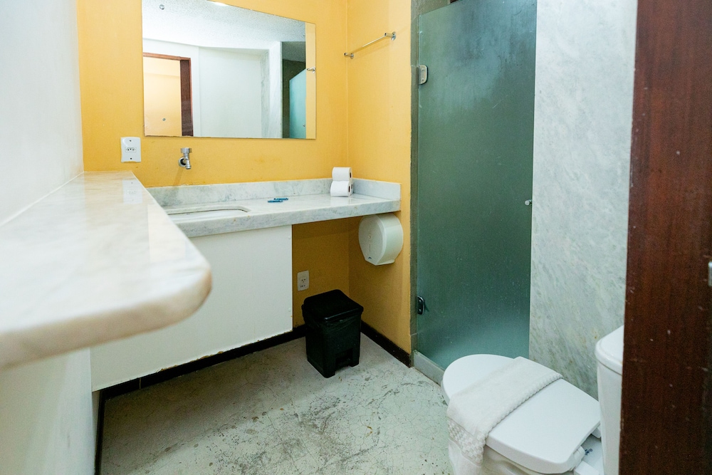 Standard Triple Room - Photo 8